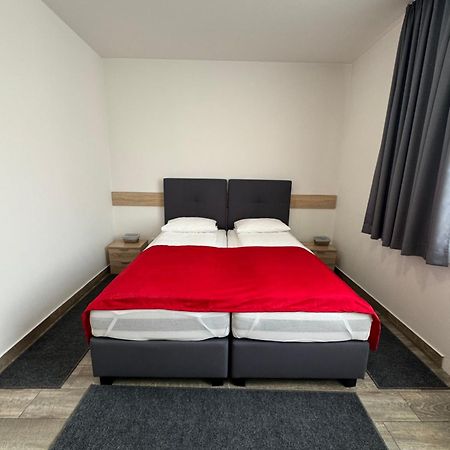 Apartments R Sport Boutique Сараєво Екстер'єр фото